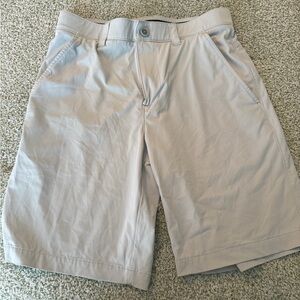 Southern Tide Light Gray Brrr performance Flat Front Shorts